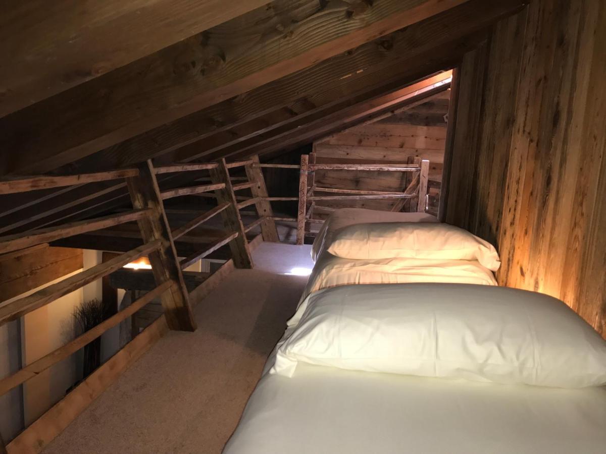 Relais Du Chateau Blanc La Thuile Exterior photo
